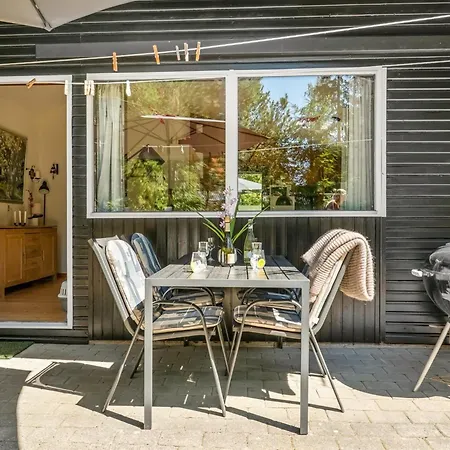 Casa de Férias Loekea - From The Sea By Interhome *